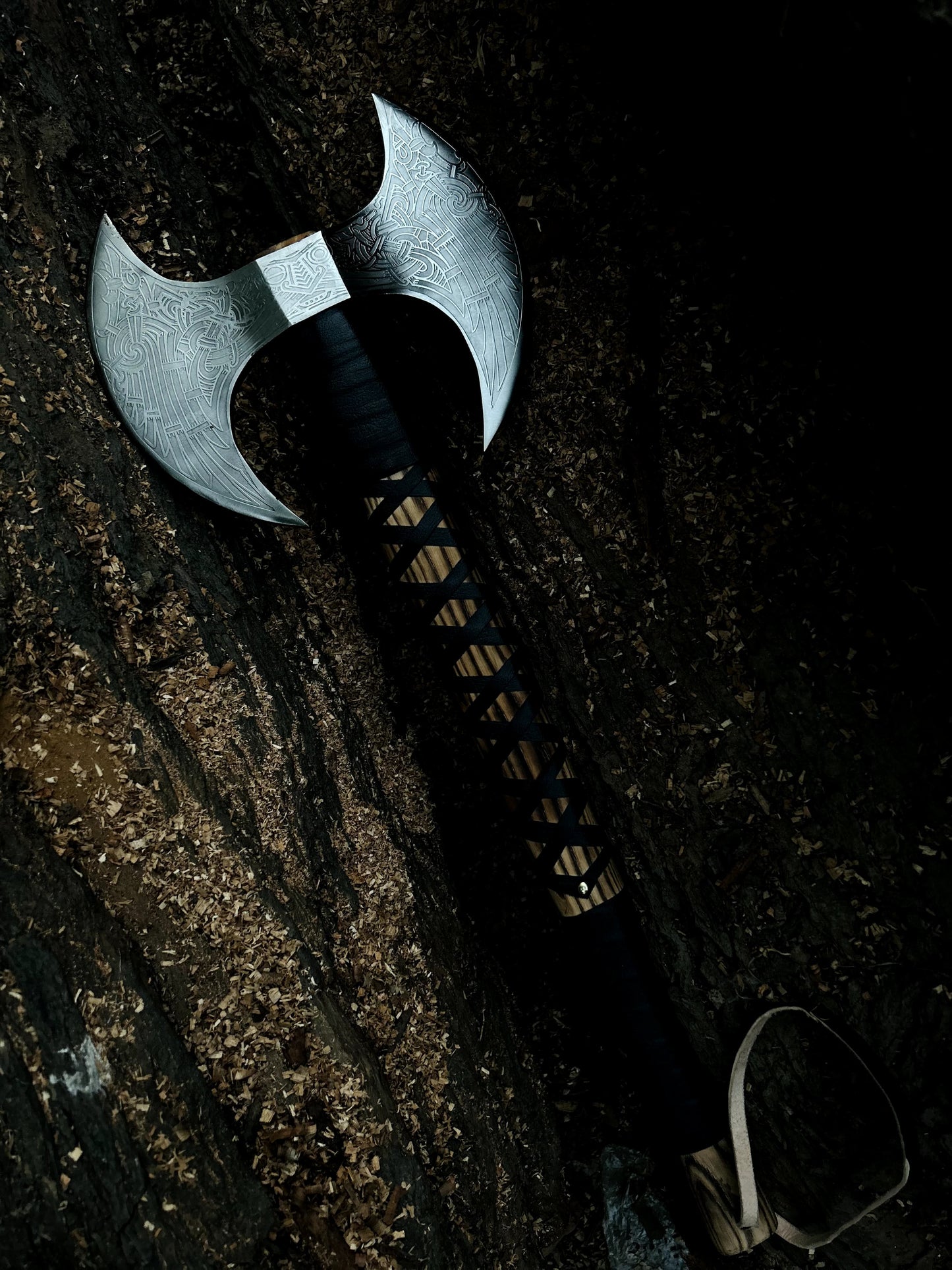 Axe Double Headed (Black)