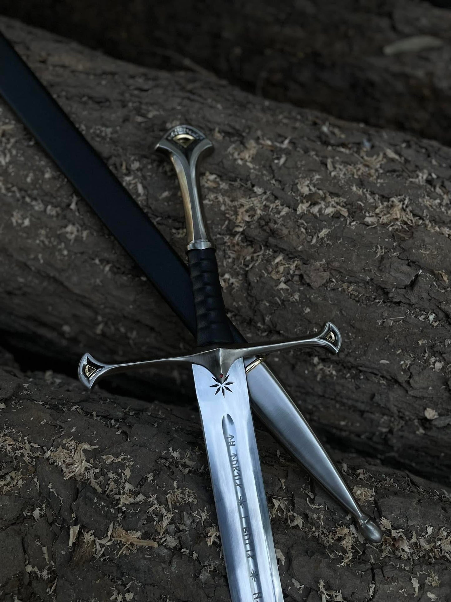 Real Narsil Anduril Sword ( LOTR )